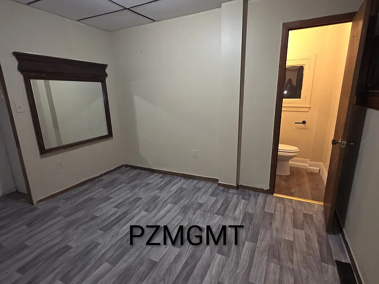 290 Harbor St #A — Photo 4