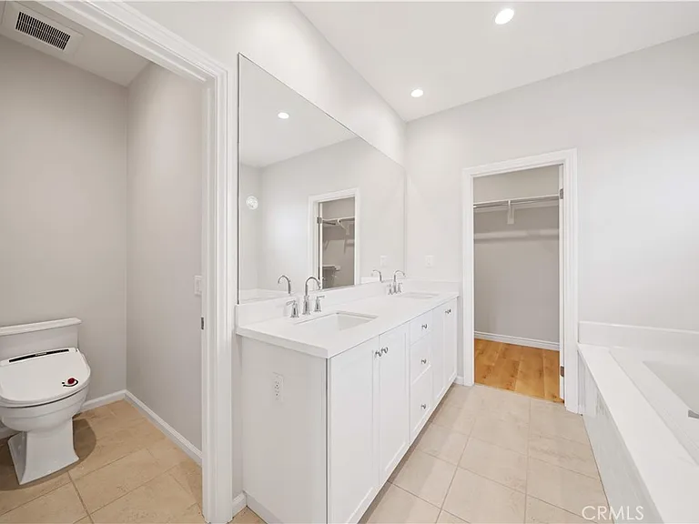 63 Darby — Photo 16