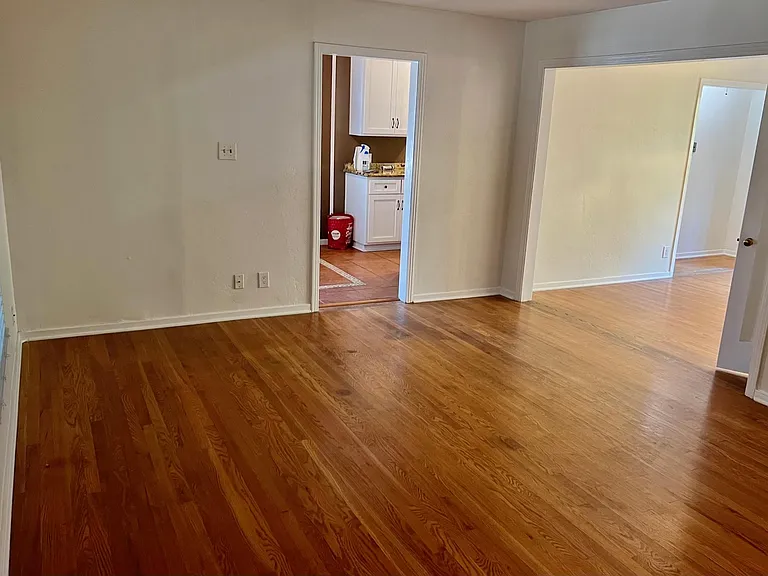 5401 F St — Photo 9