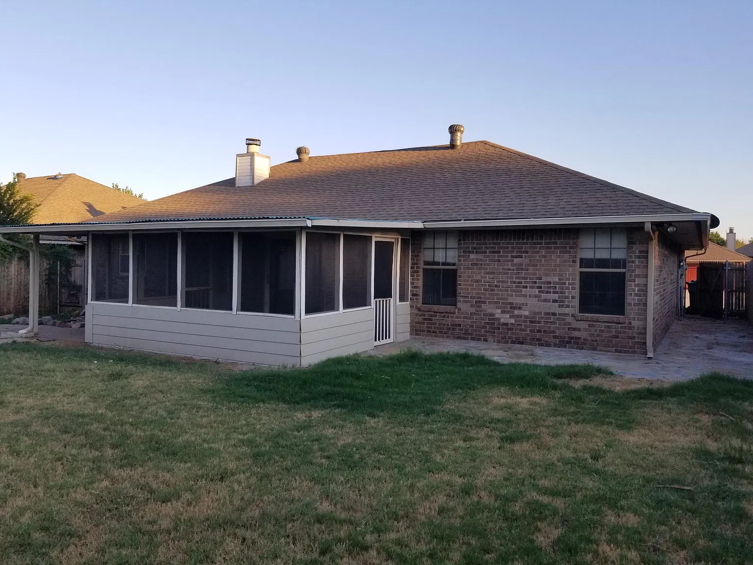 3 bed, 1366 sqft, $1,425 — Photo 3