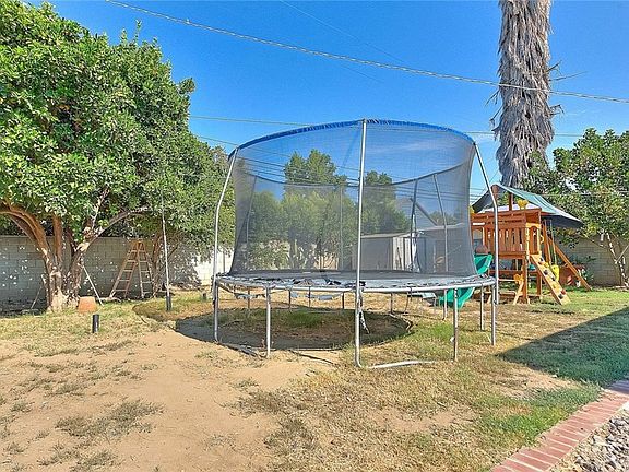 2nd image of 8204 Burnet Ave