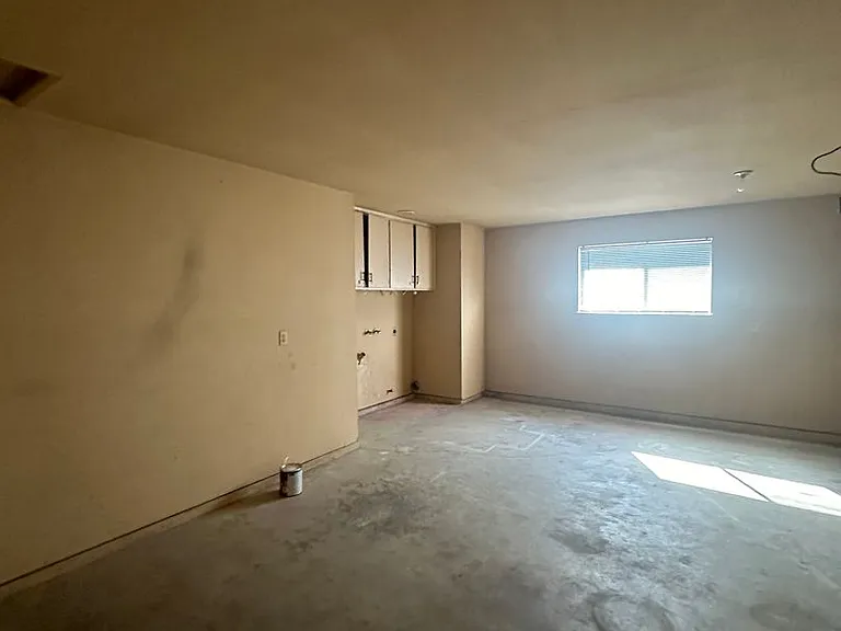 4703 W Cypress Ave — Photo 10