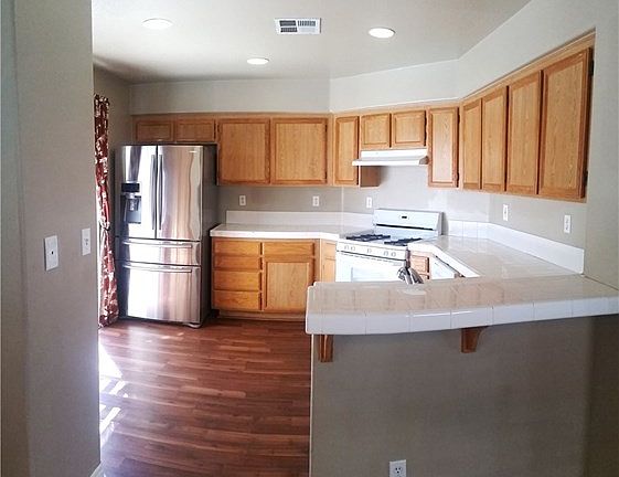 5th image of 961 Wyngate Dr