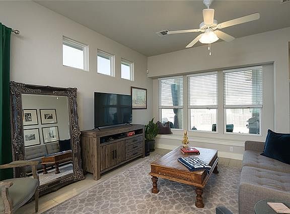 5th image of 8212 Brahma Dr