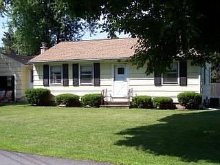 1st image of 18 Nelson Ave