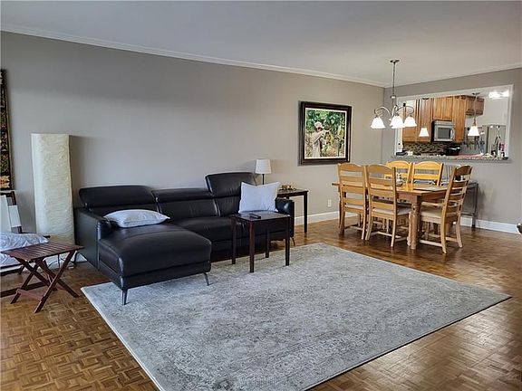 4th image of 2751 N Palm Aire Dr APT 510