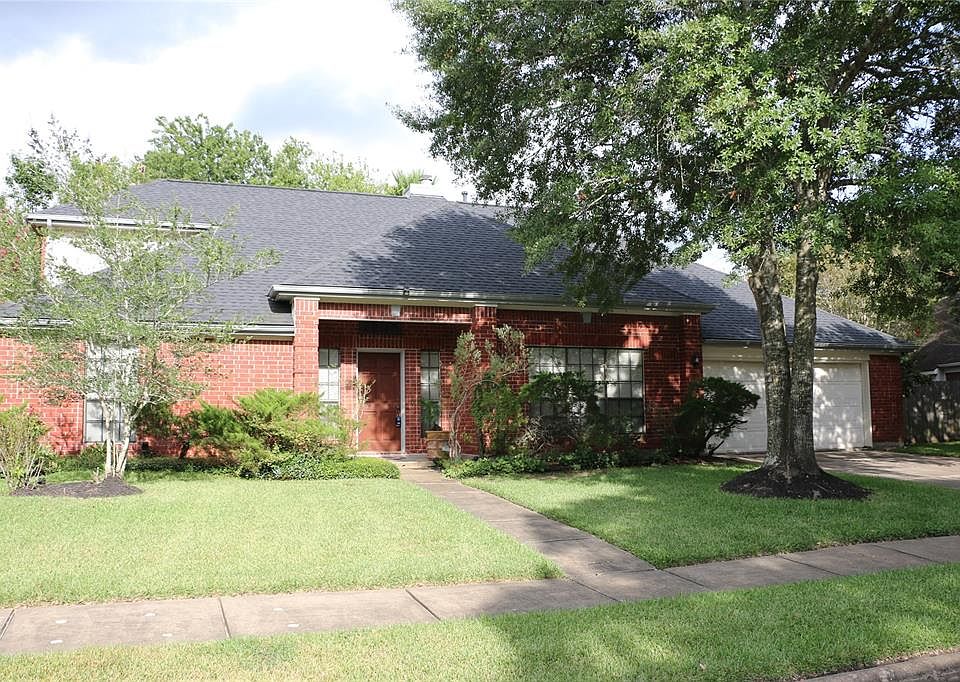 1st image of 3107 Savannah Ln