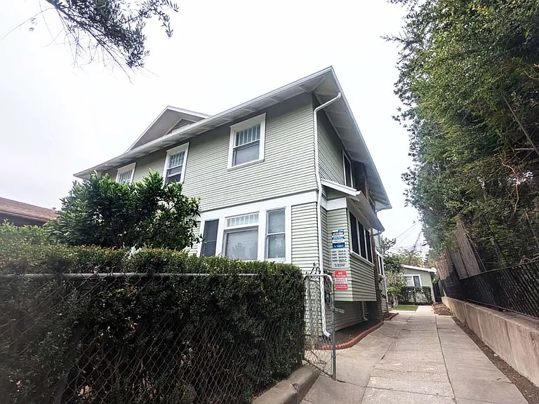 1421 Kellam Ave — Photo 39