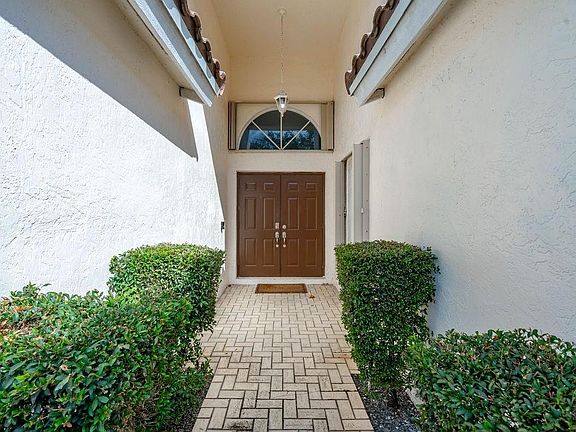 4th image of 3955 Sabal Lakes Road