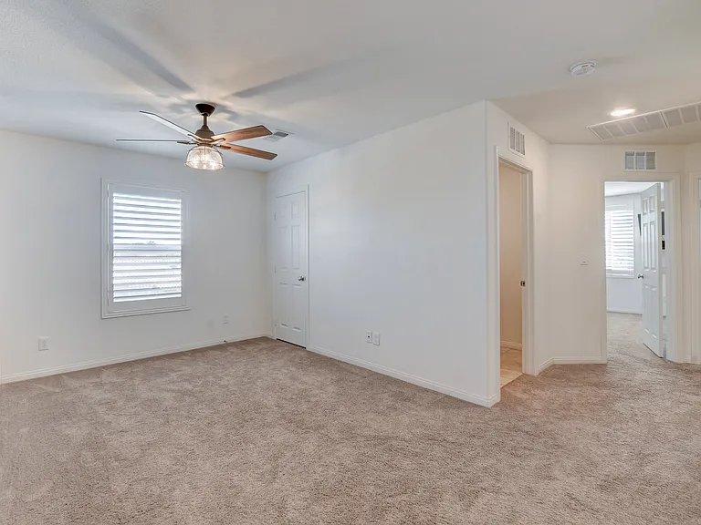 6458 Blue Ember Ave — Photo 36