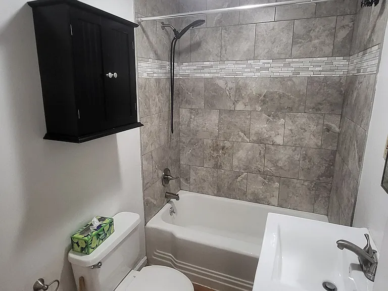 2656 Center St — Photo 10
