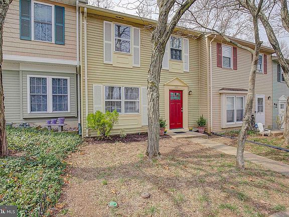 4th image of 1111 Riverboat Ct
