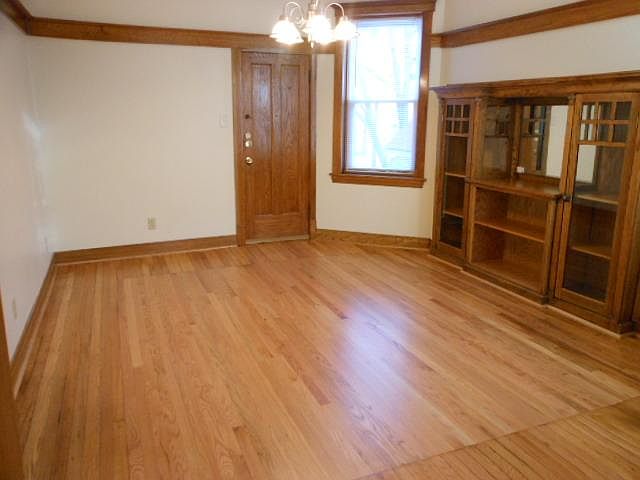 1st image of 1046 N Rockwell St APT 2R