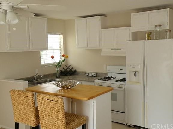 3rd image of 4835 W 139th St
