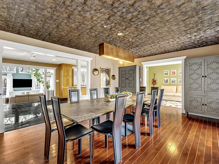 1126 Trailwood Dr — Photo 43