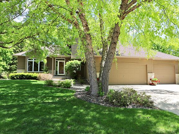 3rd image of 1206 Bluestem Ct