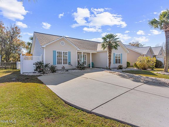 3rd image of 4501 Fleetwood Falls Drive SE
