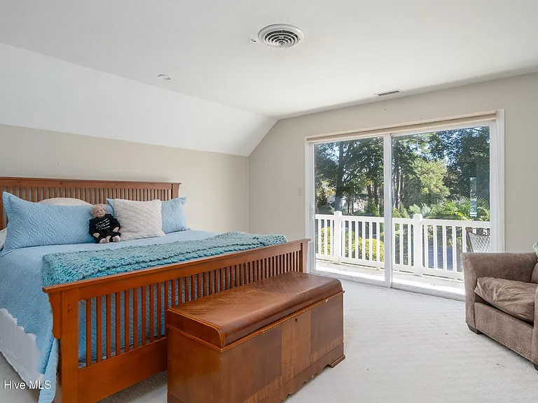 810 Madam Moores Ln #A — Photo 45