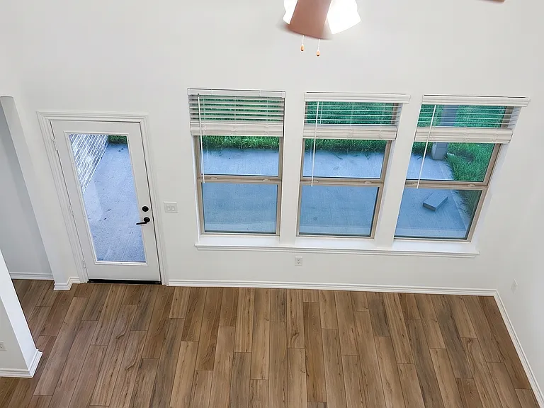 1357 Grass Bend Dr — Photo 17