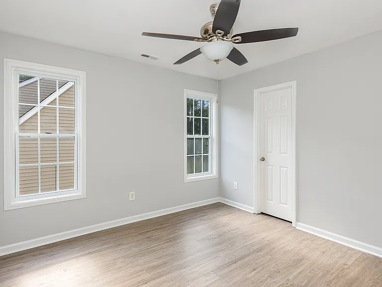 108 Caribbean Ct — Photo 19