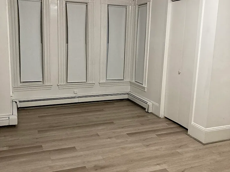 92 Robbins St #2 — Photo 10