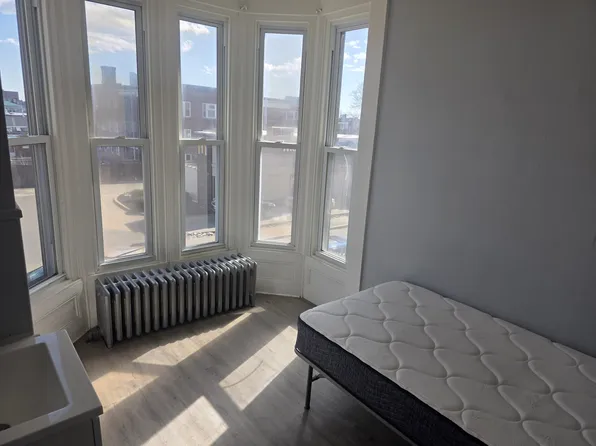 485 County St APT 18, New Bedford, MA 02740