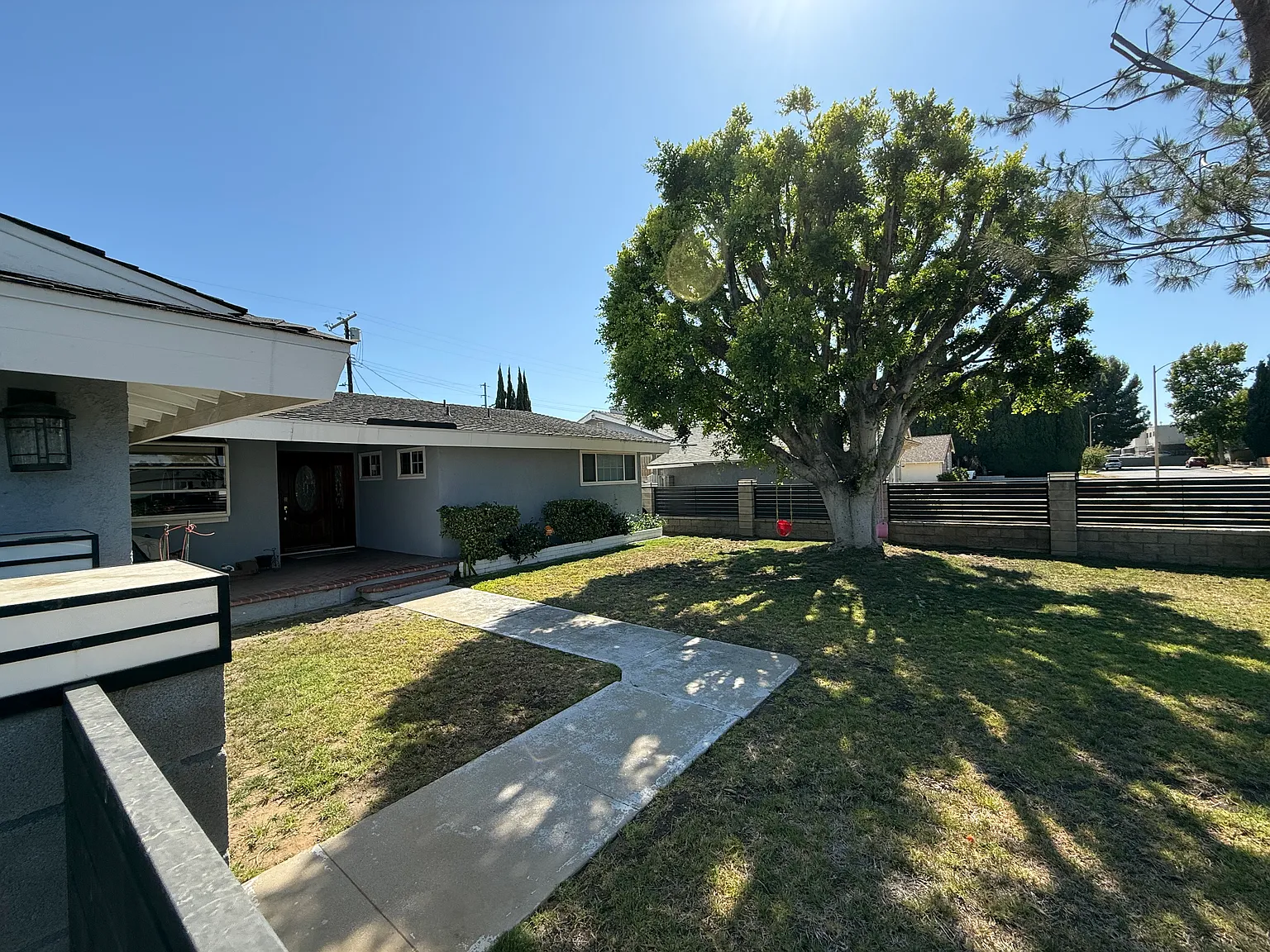 3 bed, 1617 sqft, $5,500 — Photo 2