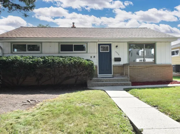 2836 South 69th STREET, Milwaukee, WI 53219