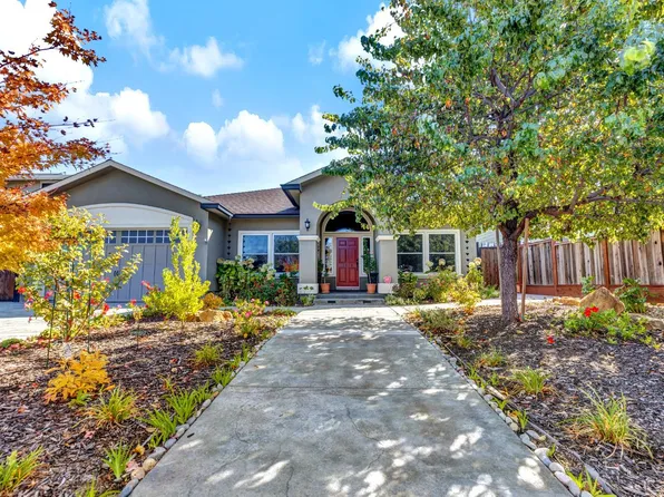 1878 Casa Grande Drive, Benicia, CA 94510