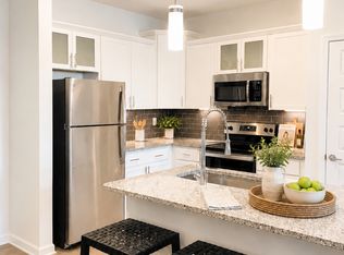 206 Collegiate Dr #103, Hampstead, NC 28443