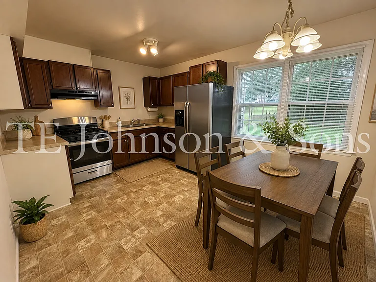 4218 S Jasmin Ct — Photo 8