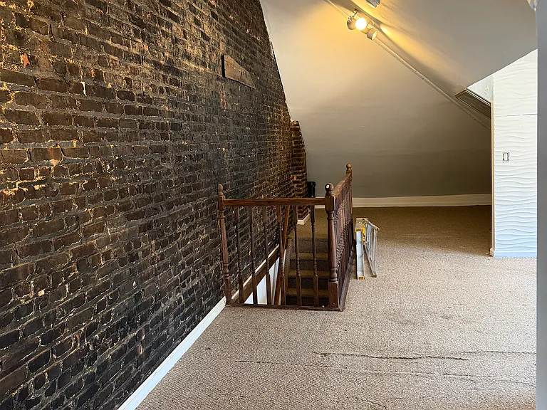 1056 Hunterdon St — Photo 12