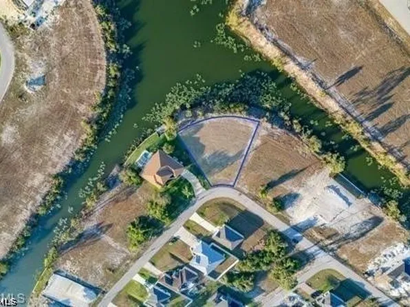 4180 NE 9th Pl, Cape Coral, FL 33909