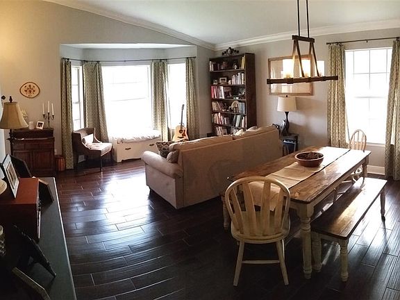 4th image of 2817 Brassie Cir