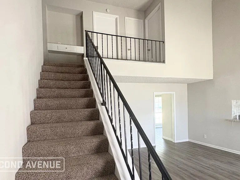 10122 Sagedowne Ln — Photo 8