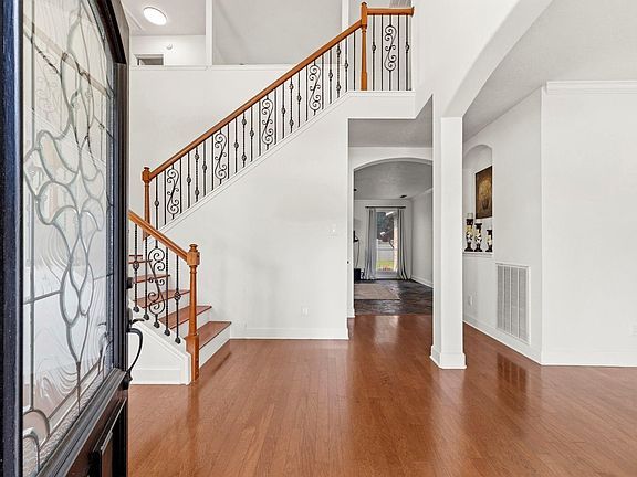 4th image of 2922 Travick Ln