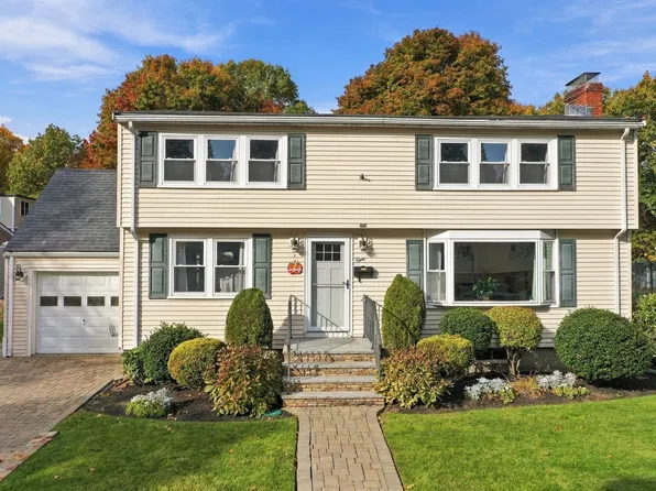 8 Walsh Ave, Stoneham, MA 02180