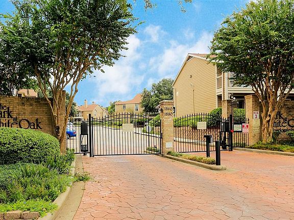 3rd image of 1860 White Oak Dr APT 307