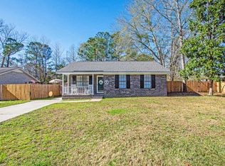 101 Shamrock Ct, Moncks Corner, SC 29461
