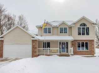 6789 NE Rising Sun Dr, Pleasant Hill, IA 50327