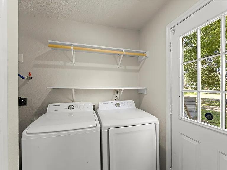 5941 Noel Ln — Photo 17