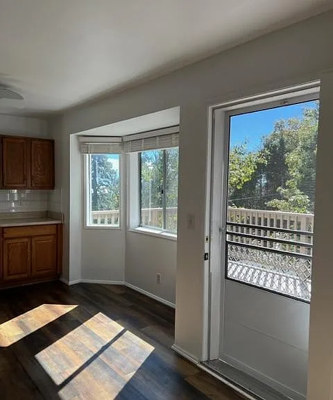 26547 Valley View Dr — Photo 8