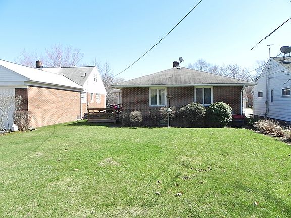 4th image of 23871 Effingham Blvd