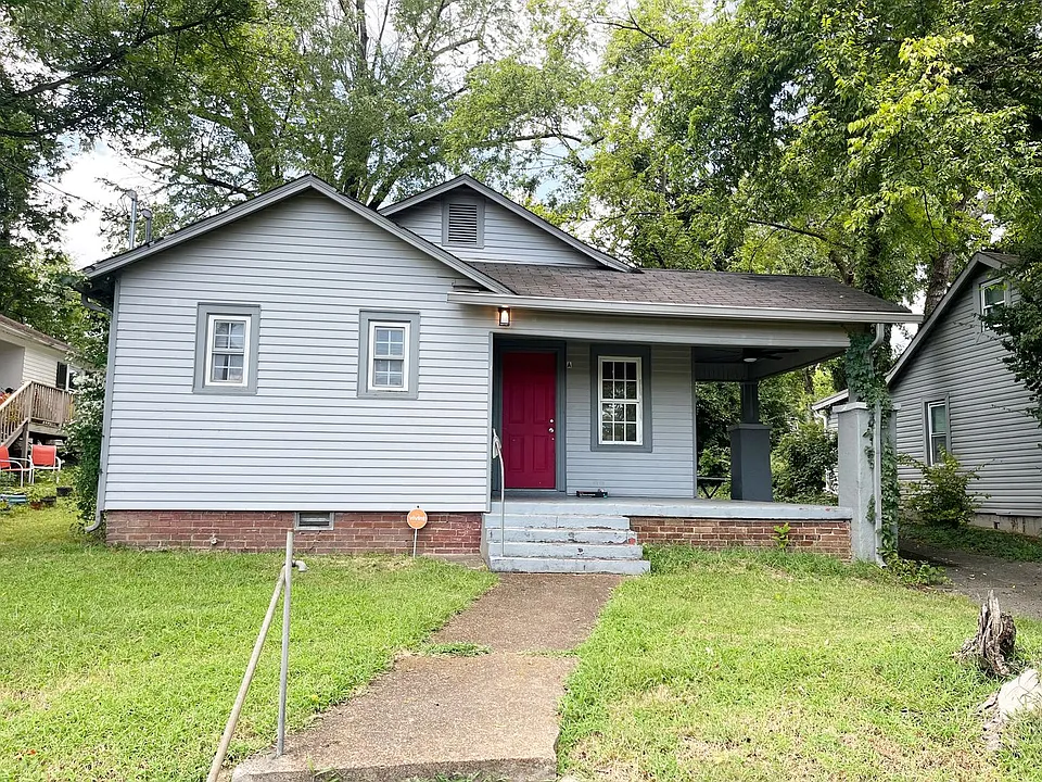 2413 Emmett Ave