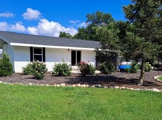 5100 Greenbrook Cir #5100, Howell, MI 48855