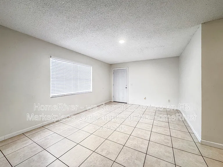 9101 W Hillsborough Ave #I110 — Photo 4