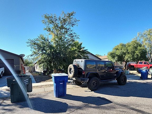 3rd image of 1331 W Calle Rio Lobo