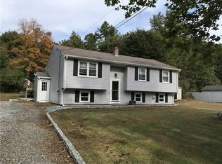 11 W Shannock Rd, RICHMOND, RI 02812