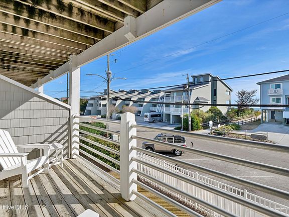 5th image of 15 Nathan Avenue #103