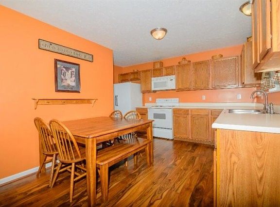2nd image of 8068 Bertwood Ct